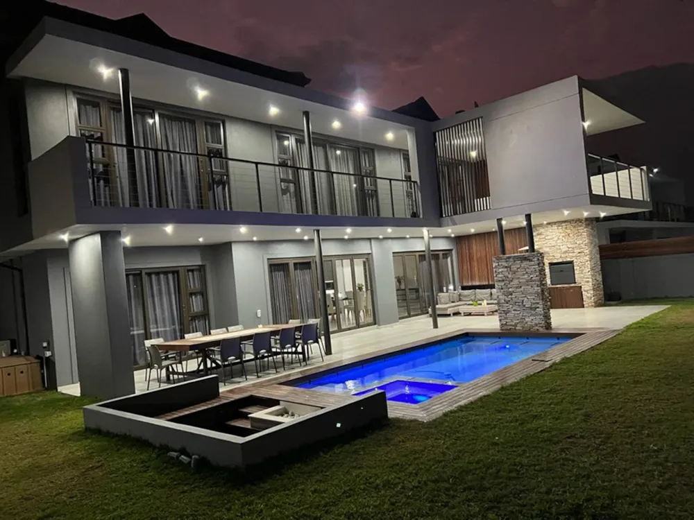 Double-storey house for sale in Izinga - 1ND1624211