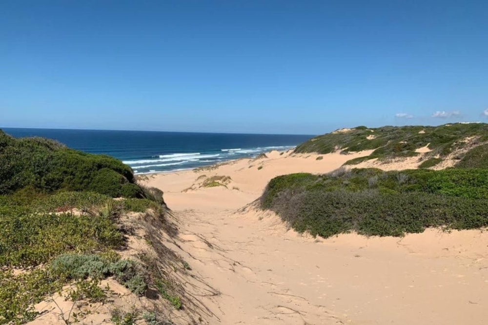 Vacant land for investment in Praia da Rocha, Mozambique - 3MQ1624258 Vacant land for investment in Praia da Rocha, Mozambique - 3MQ1624258