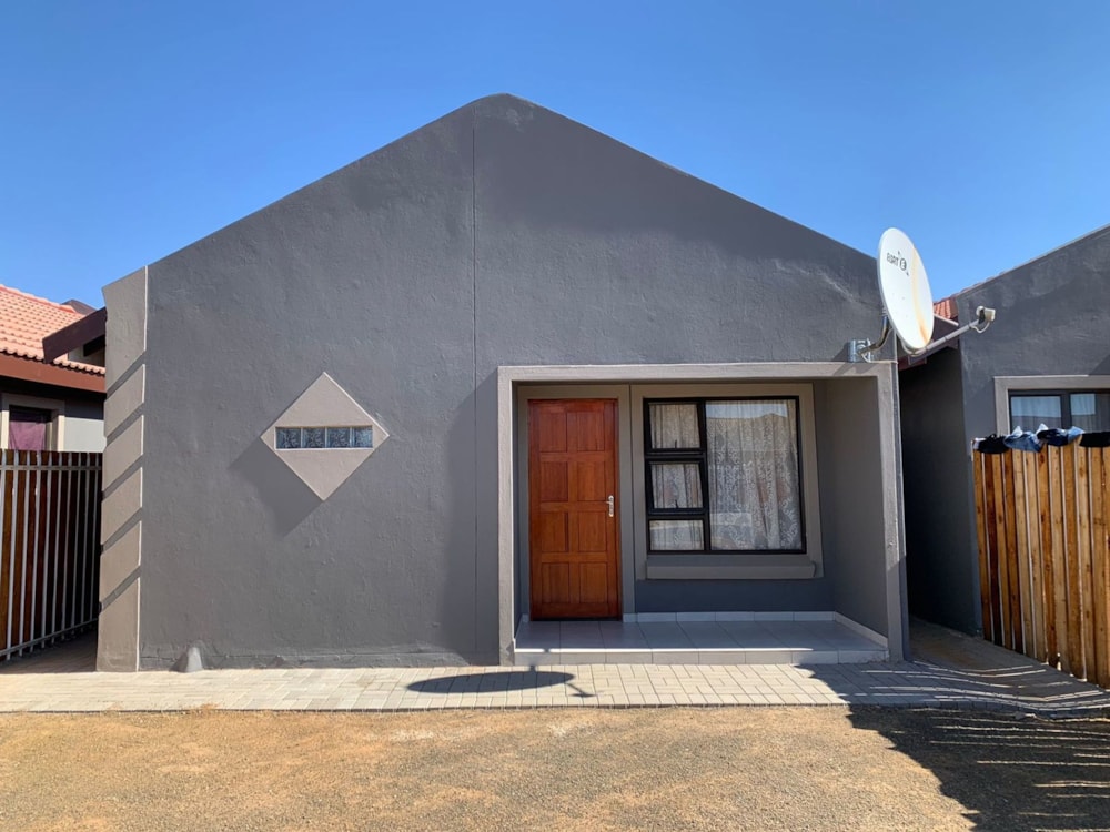 House for sale in Mandela View - 1BX1749433
