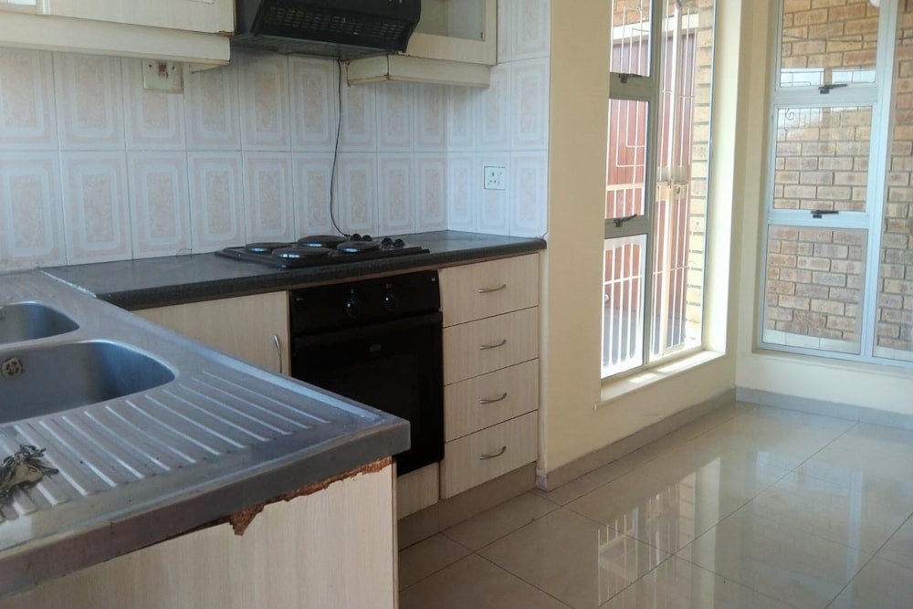 Apartment for sale in Isipingo Beach - 1WB1626655