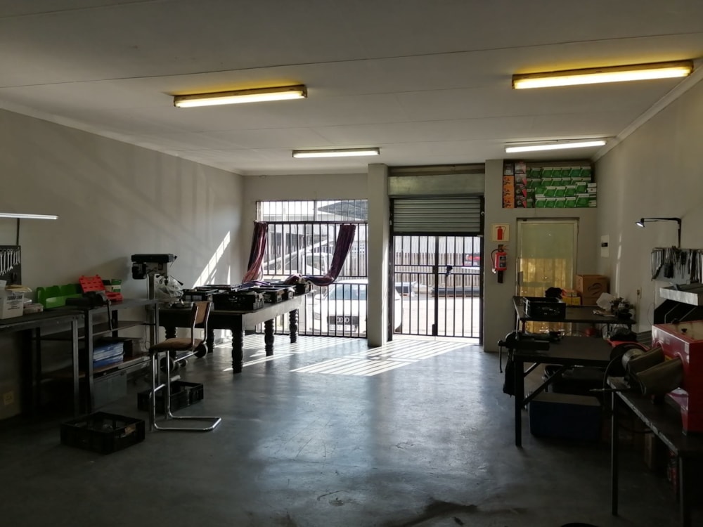 Commercial office sold in Alberton North - 1AB1634300 Commercial office sold in Alberton North - 1AB1634300