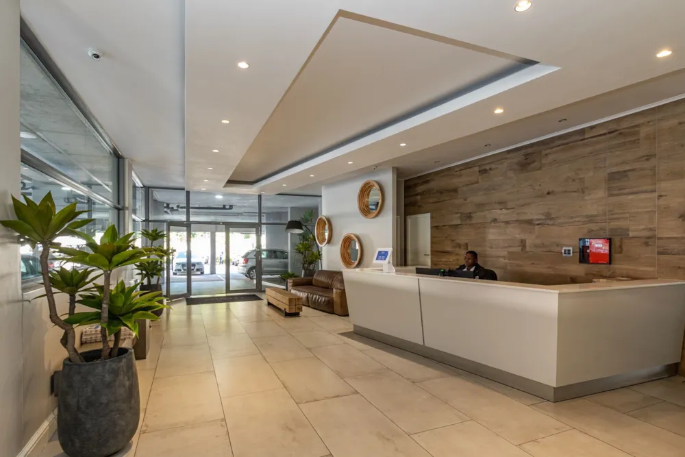 Apartment sold in Rondebosch - KW1713725 Apartment sold in Rondebosch - KW1713725
