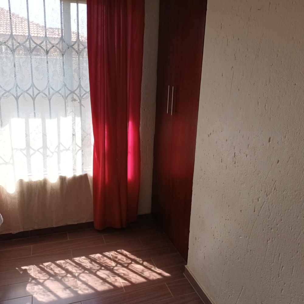 House let in Minnebron - 1BJ1693591 House let in Minnebron - 1BJ1693591