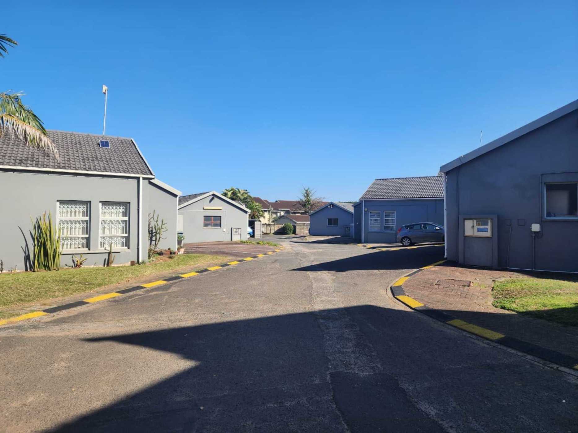 Apartment let in Arboretum, Richards Bay - 1RY1701025