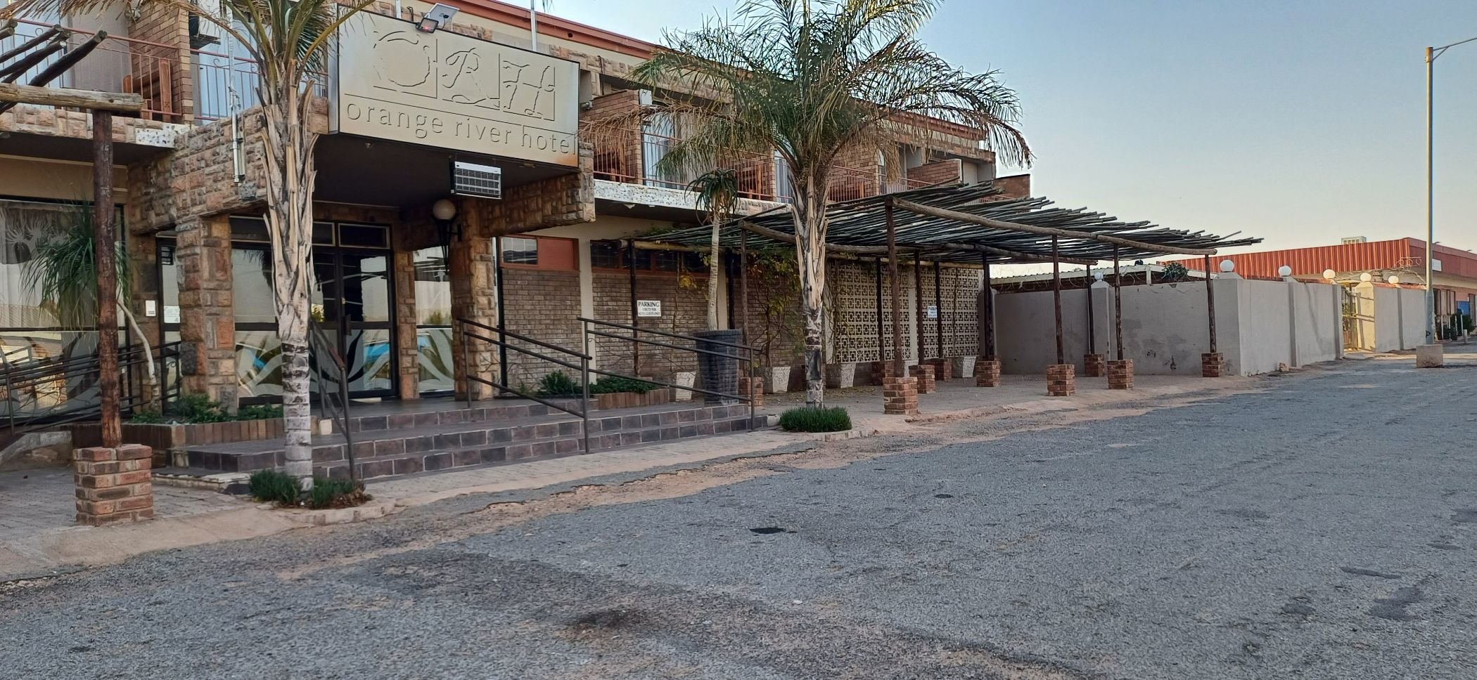 Commercial business for sale in Lemoendraai - 1NA1625581