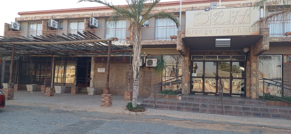 Commercial business for sale in Lemoendraai - 1NA1625581