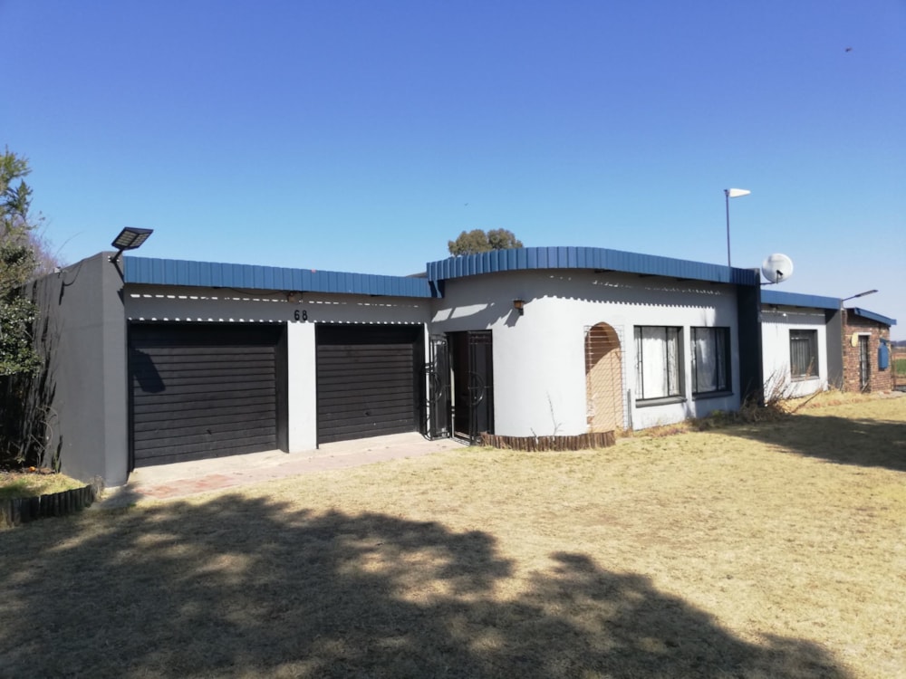 Smallholding for sale in Sasolburg - 1VT1627195
