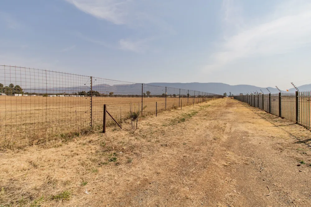 Mixed use farm for sale in Hartbeespoort - 1HR1626008 Mixed use farm for sale in Hartbeespoort - 1HR1626008