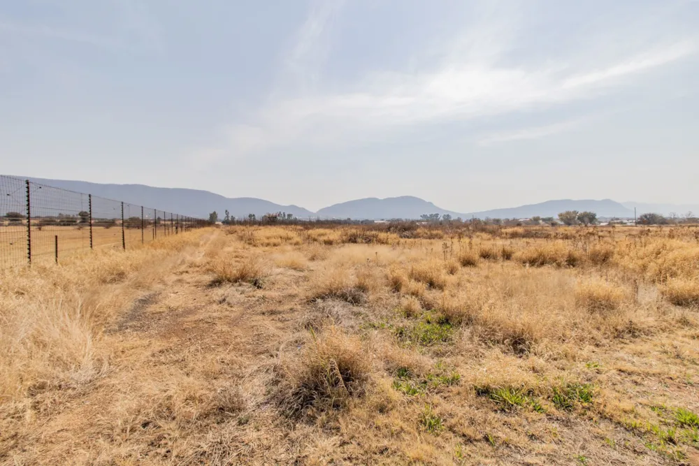 Mixed use farm for sale in Hartbeespoort - 1HR1626008 Mixed use farm for sale in Hartbeespoort - 1HR1626008