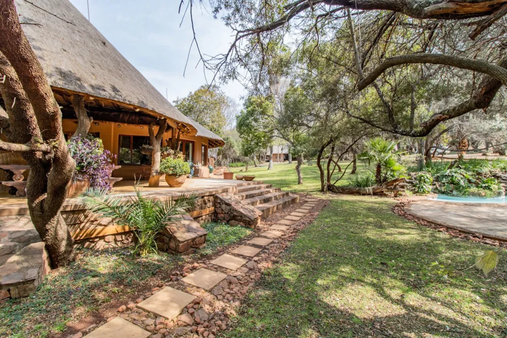 Mixed use farm for sale in Hartbeespoort - 1HR1626010 Mixed use farm for sale in Hartbeespoort - 1HR1626010