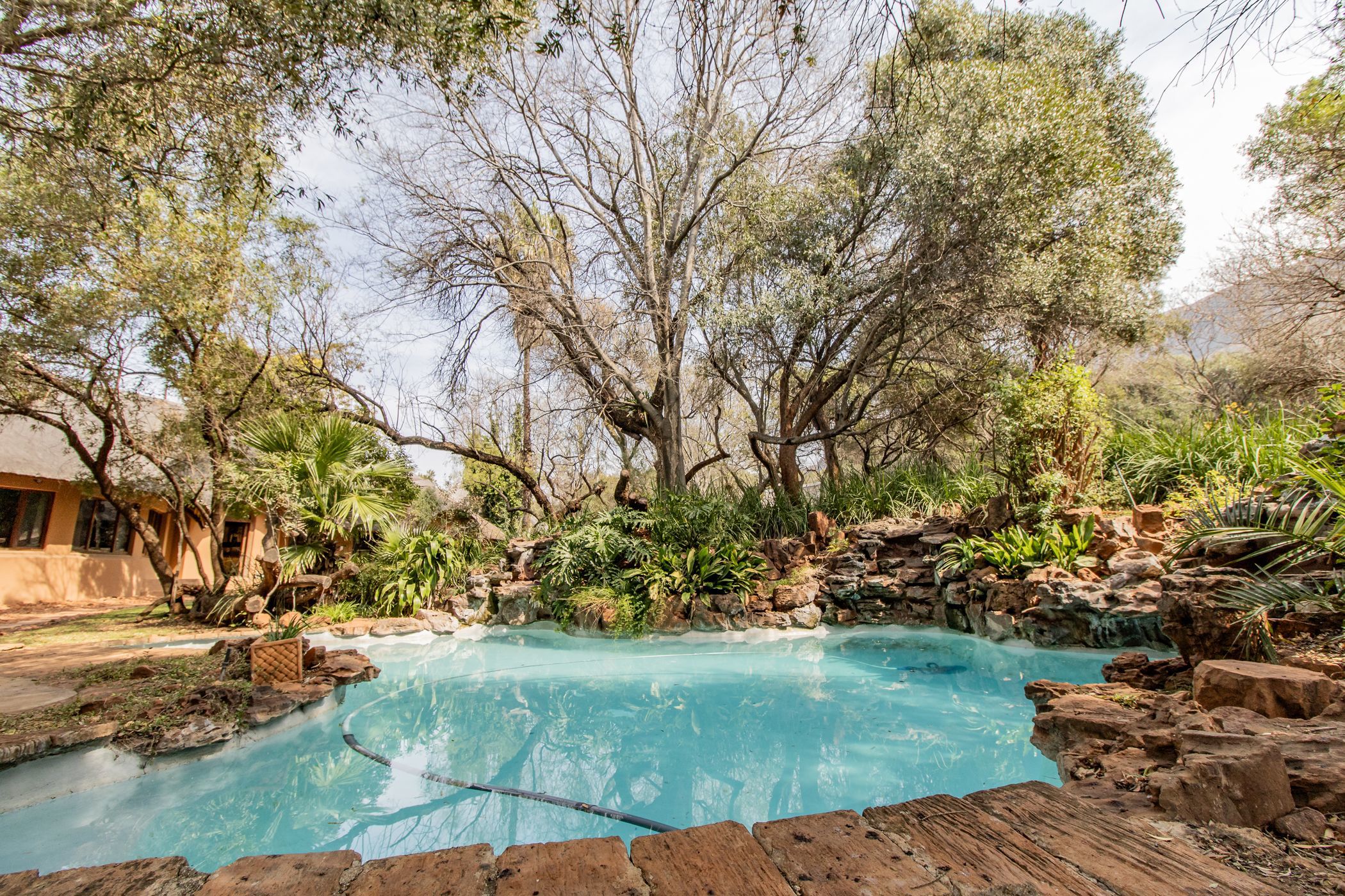 Mixed use farm for sale in Hartbeespoort - 1HR1626010