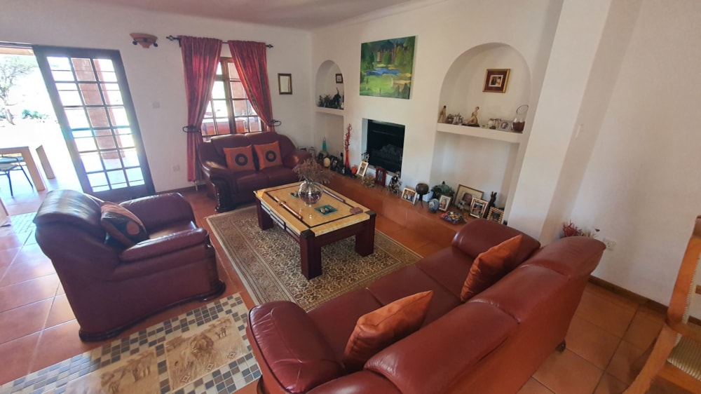 House for sale in Notwane, Botswana - 3BO1626046 House for sale in Notwane, Botswana - 3BO1626046