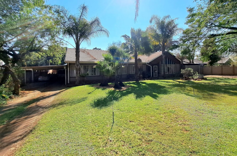 House for sale in Protea Park, Rustenburg - 1RU1626596