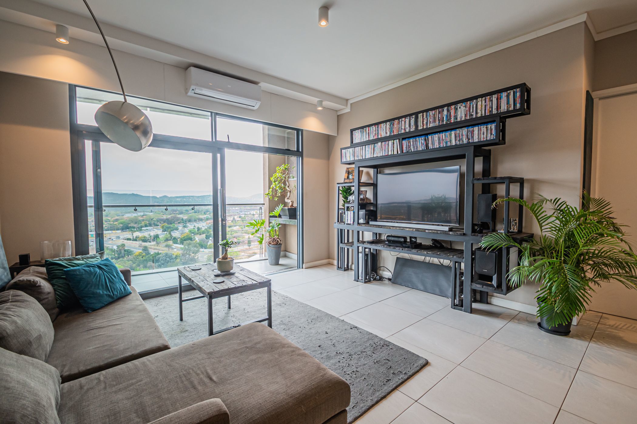 Apartment for sale in Menlyn - PT1628020