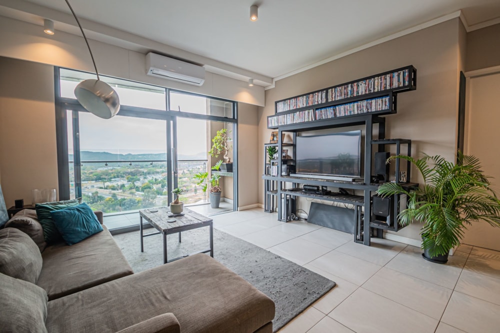 Apartment for sale in Menlyn - PT1628020