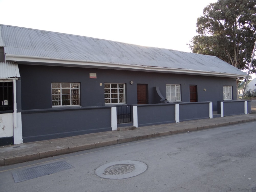 House for sale in Beaufort West - 1KK1626213