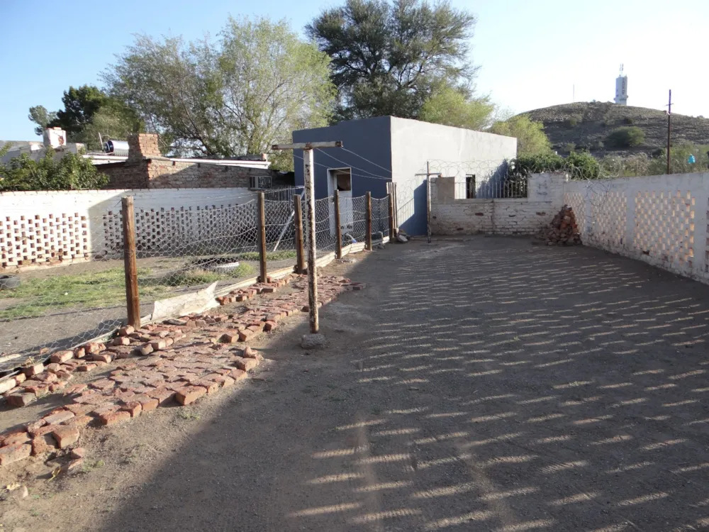 House for sale in Beaufort West - 1KK1626213 House for sale in Beaufort West - 1KK1626213