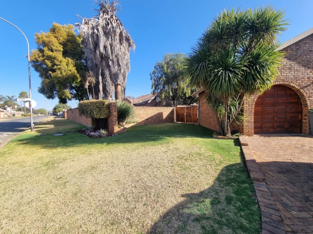 House for sale in Presidents Dam - 1SP1627535