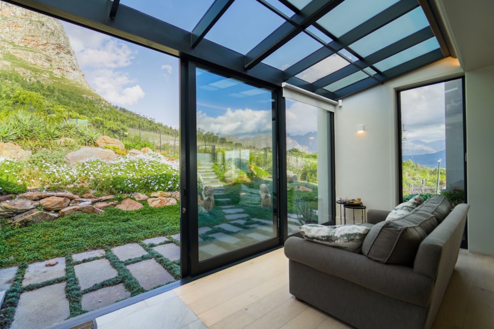 House sold in Franschhoek - FWI1672419