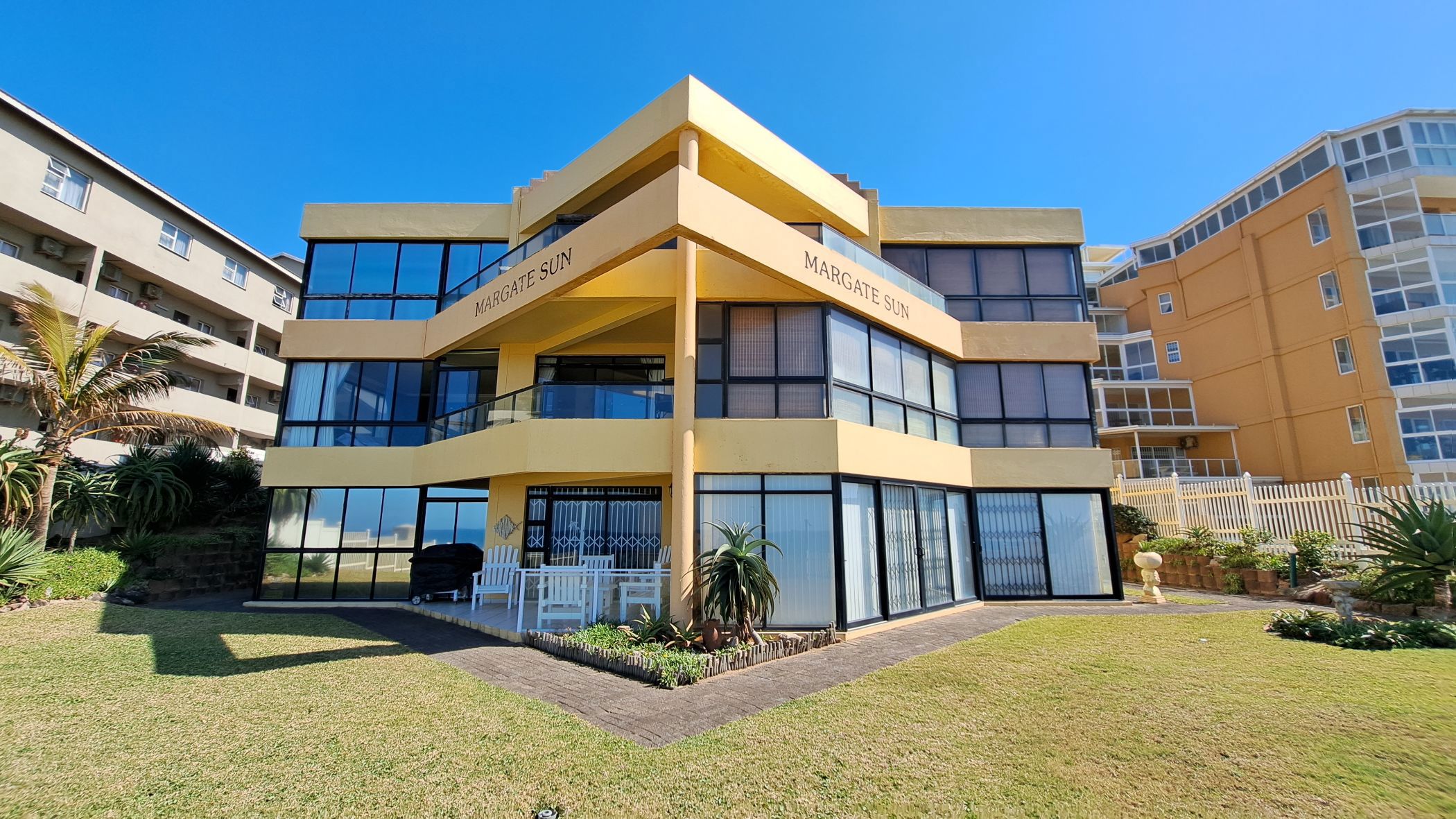 Apartment for sale in Margate - 1PX1660384