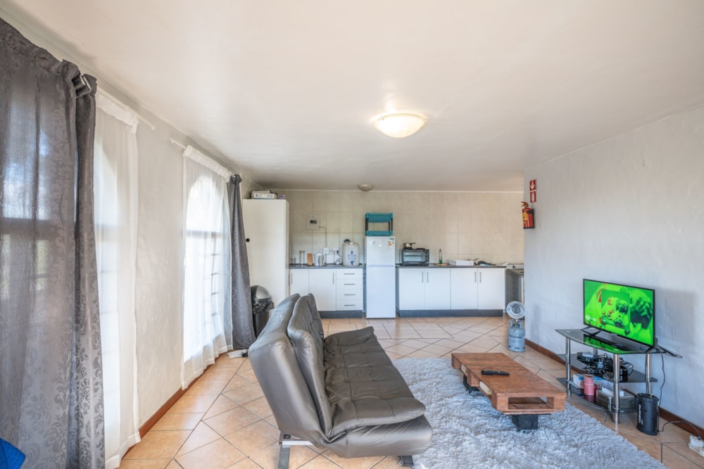 Garden apartment let in Oatlands North - 1GC1714078