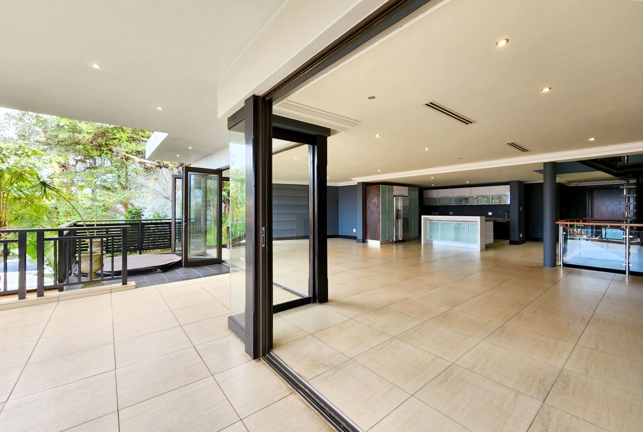 Double-storey cluster for sale in Zimbali Estate - 1BD1625463