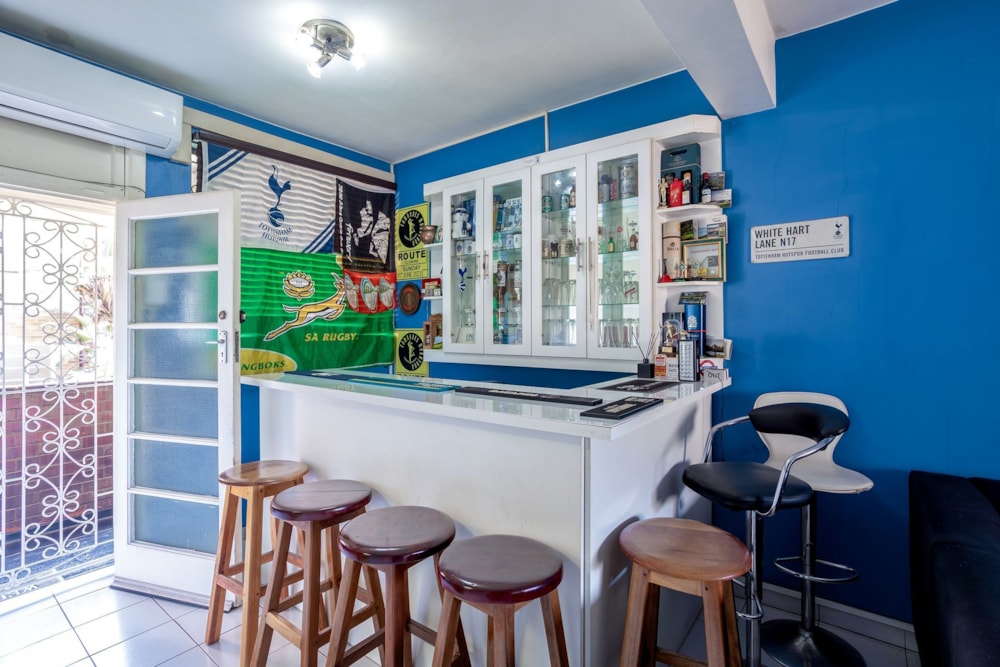 Bachelor apartment for sale in Essenwood - 1DA1626499 Bachelor apartment for sale in Essenwood - 1DA1626499