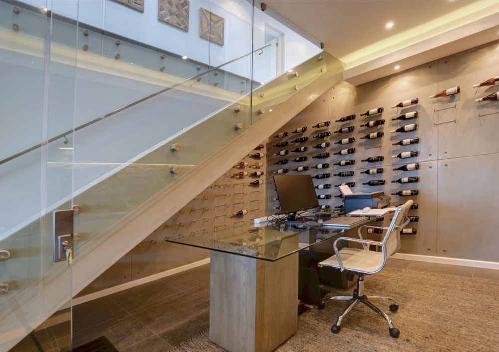 House sold in Pinnacle Point Golf Estate - 1MB1698405