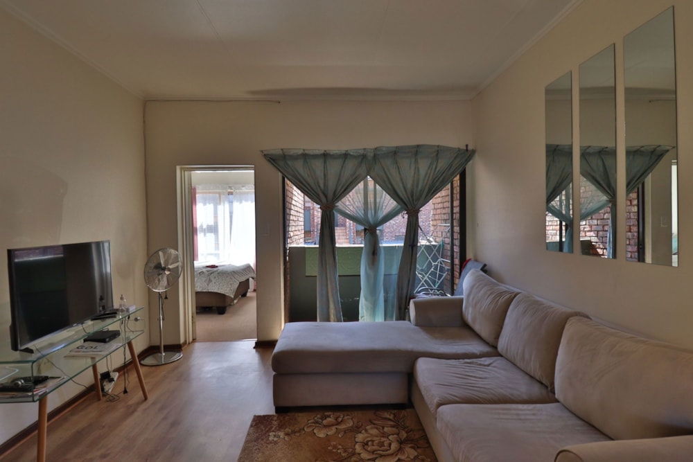 Townhouse for sale in Langenhovenpark - 1BX1749873 Townhouse for sale in Langenhovenpark - 1BX1749873