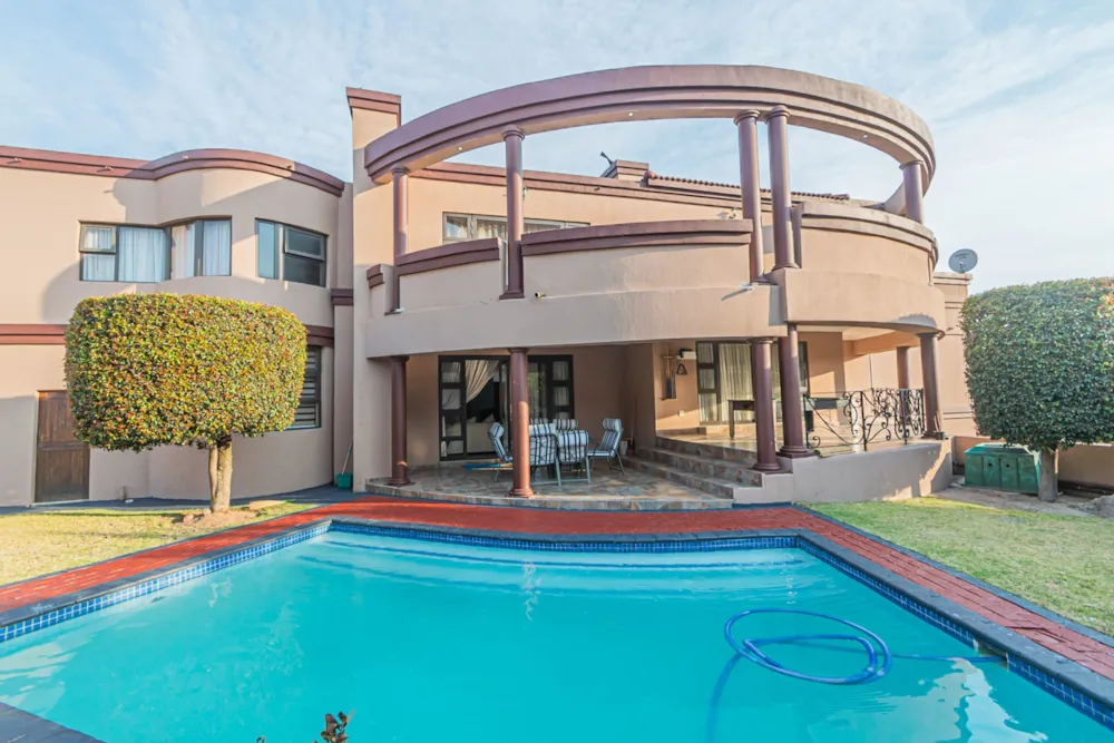 Golf estate house for sale in Blue Valley Golf Estate - CN1626219