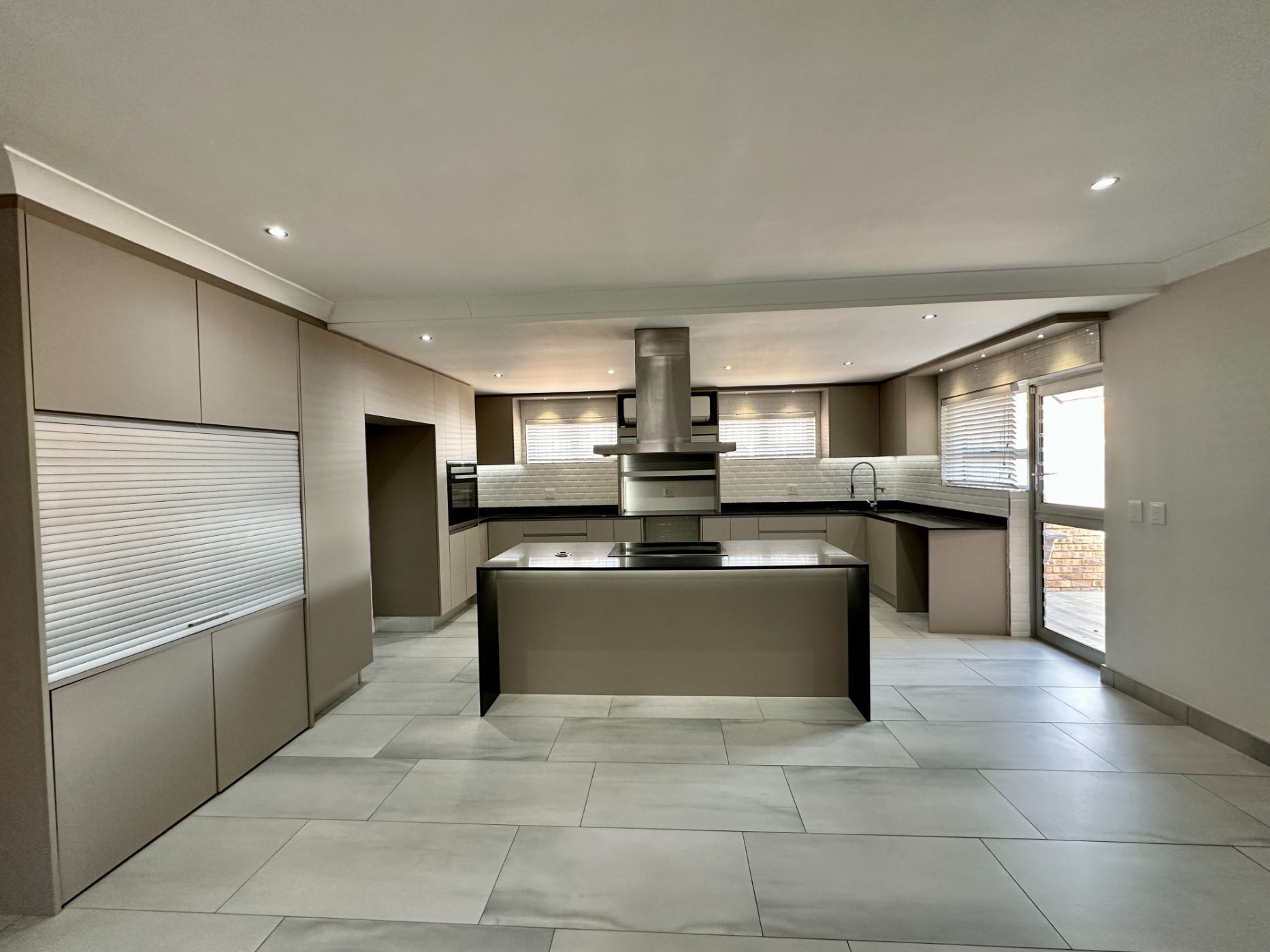 Semi-detached house sold in Welgelegen, Parow - 1PLA1622757