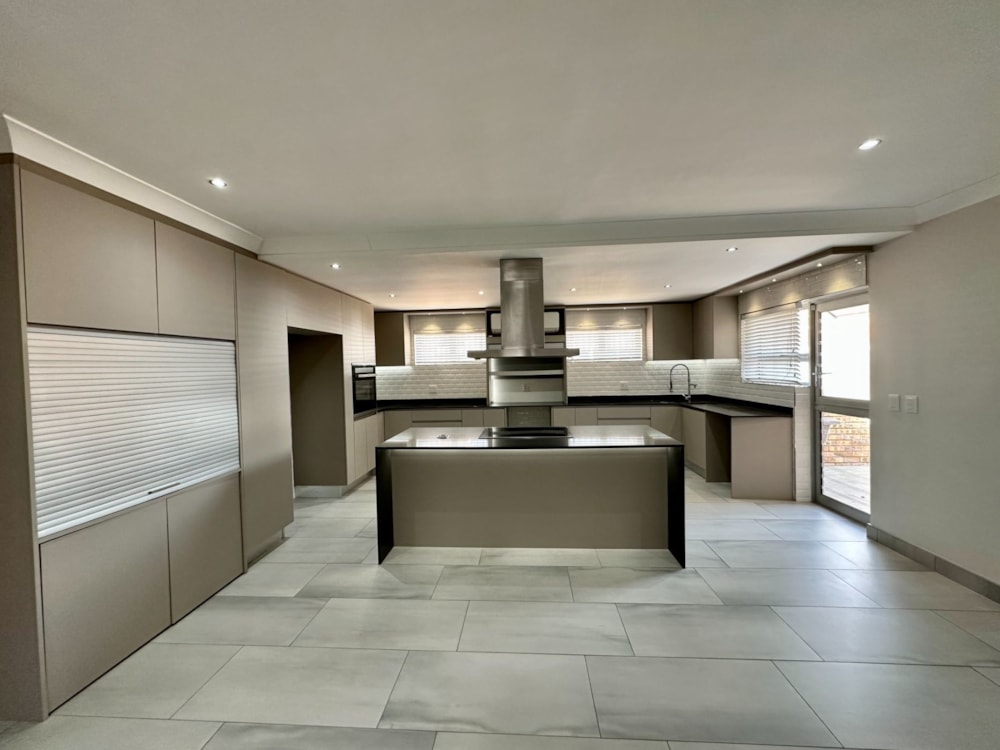 Semi-detached house sold in Welgelegen, Parow - 1PLA1622757 Semi-detached house sold in Welgelegen, Parow - 1PLA1622757