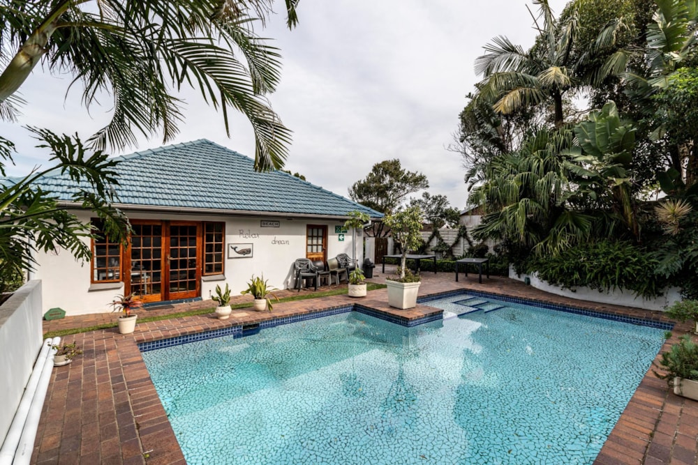 House for sale in Nahoon - 1ET1624531