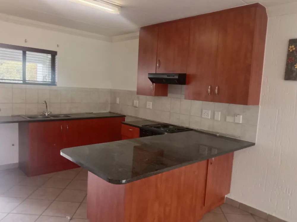 Apartment to rent in Paulshof - FYL1754802 Apartment to rent in Paulshof - FYL1754802