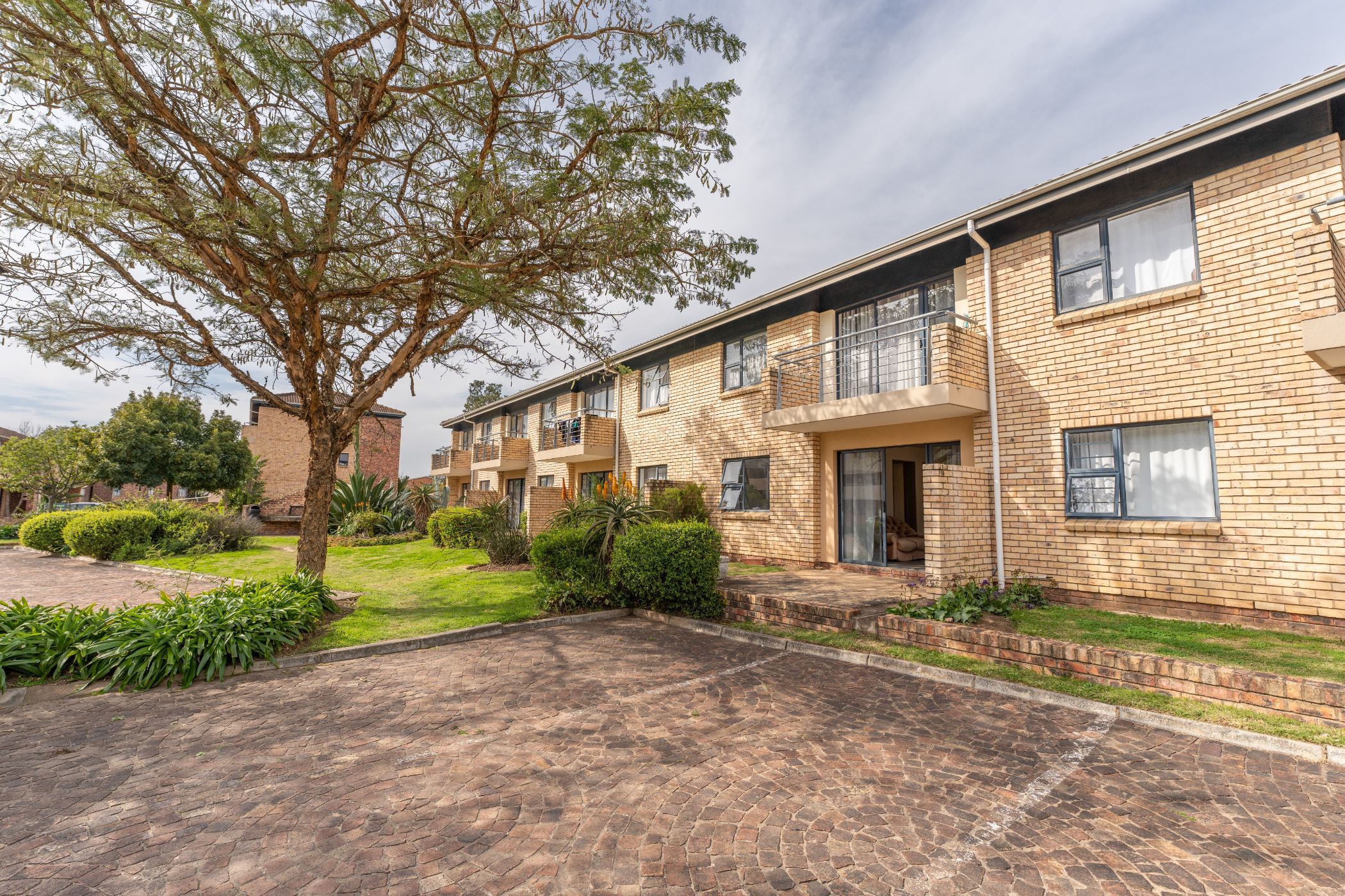 Apartment sold in Grahamstown Central (Makhanda Central) - 1GC1624442