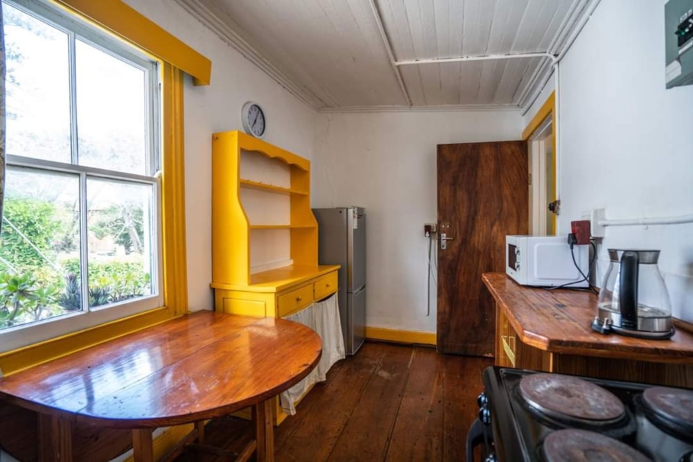 Garden apartment let in Sunnyside, Grahamstown, Makhanda - 1GC1710556 Garden apartment let in Sunnyside, Grahamstown, Makhanda - 1GC1710556