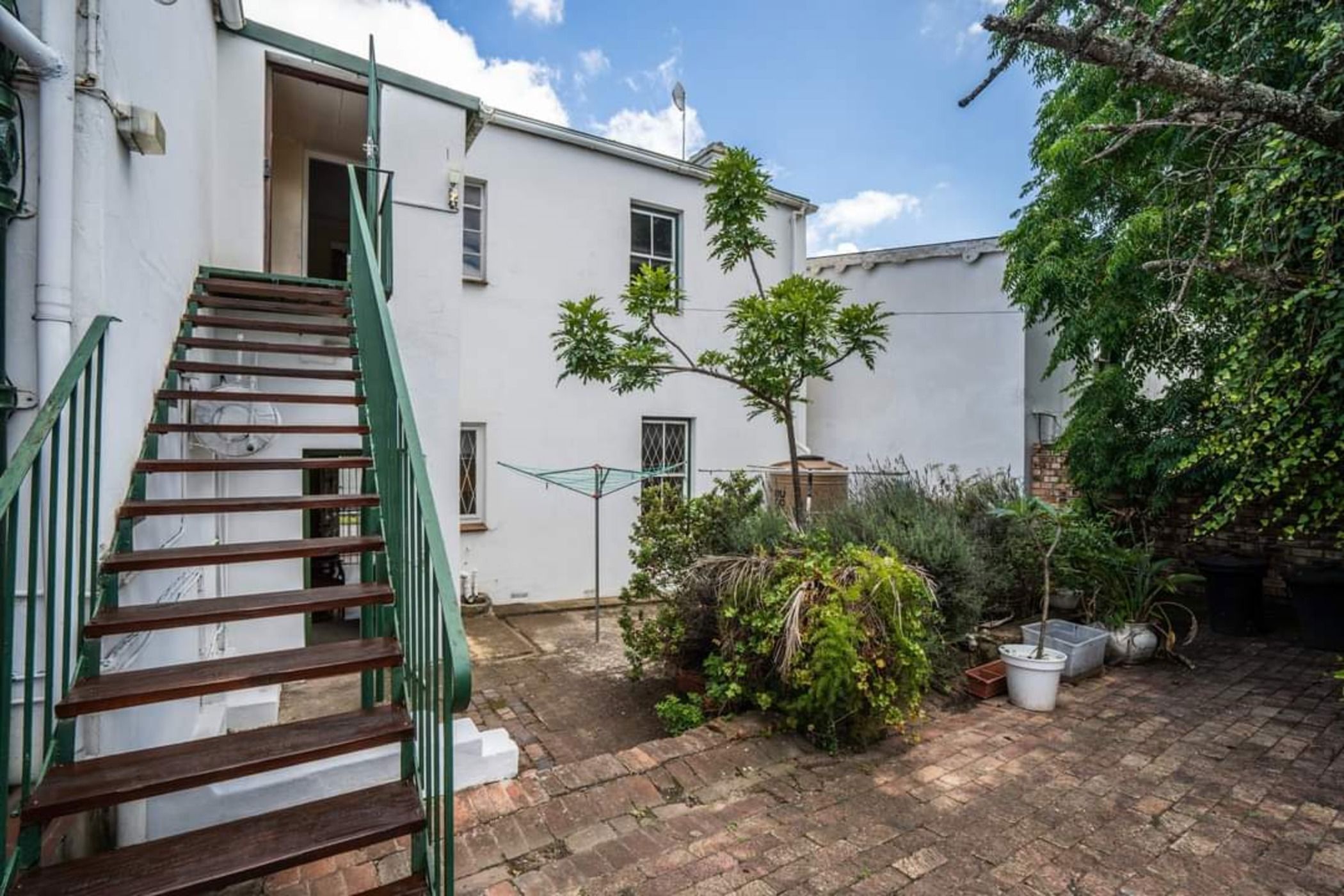 Garden apartment let in Sunnyside, Grahamstown, Makhanda - 1GC1710556