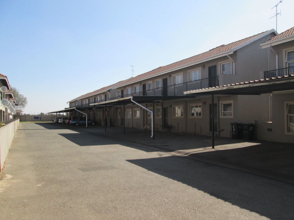 Townhouse to rent in Brenthurst - 1BJ1751407 Townhouse to rent in Brenthurst - 1BJ1751407