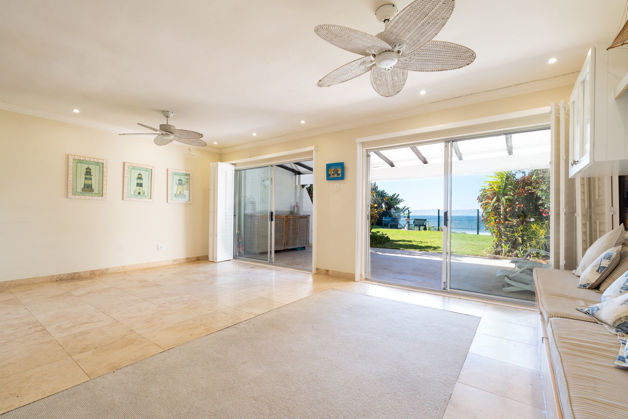 Apartment for sale in uMhlanga Rocks - 1ND1598798