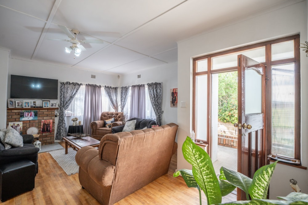 House sold in East Bank - 1PF1625668 House sold in East Bank - 1PF1625668