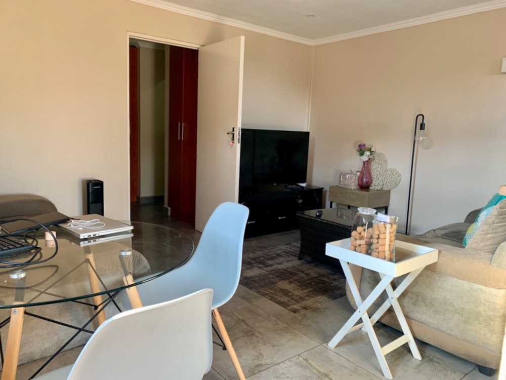 Cottage to rent in Durban North - 1ND1734912
