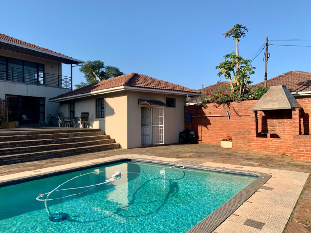 Cottage to rent in Durban North - 1ND1734912
