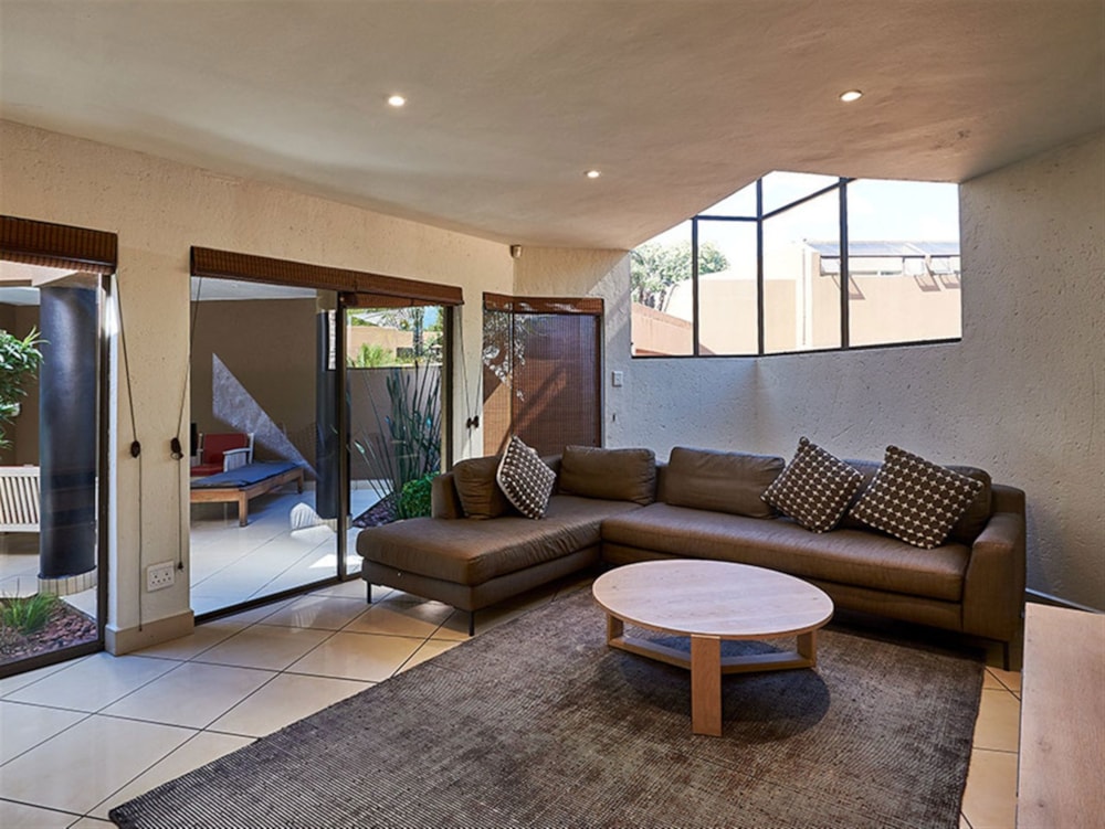 Double-storey cluster for sale in Sandown, Sandton - HP1719580 Double-storey cluster for sale in Sandown, Sandton - HP1719580