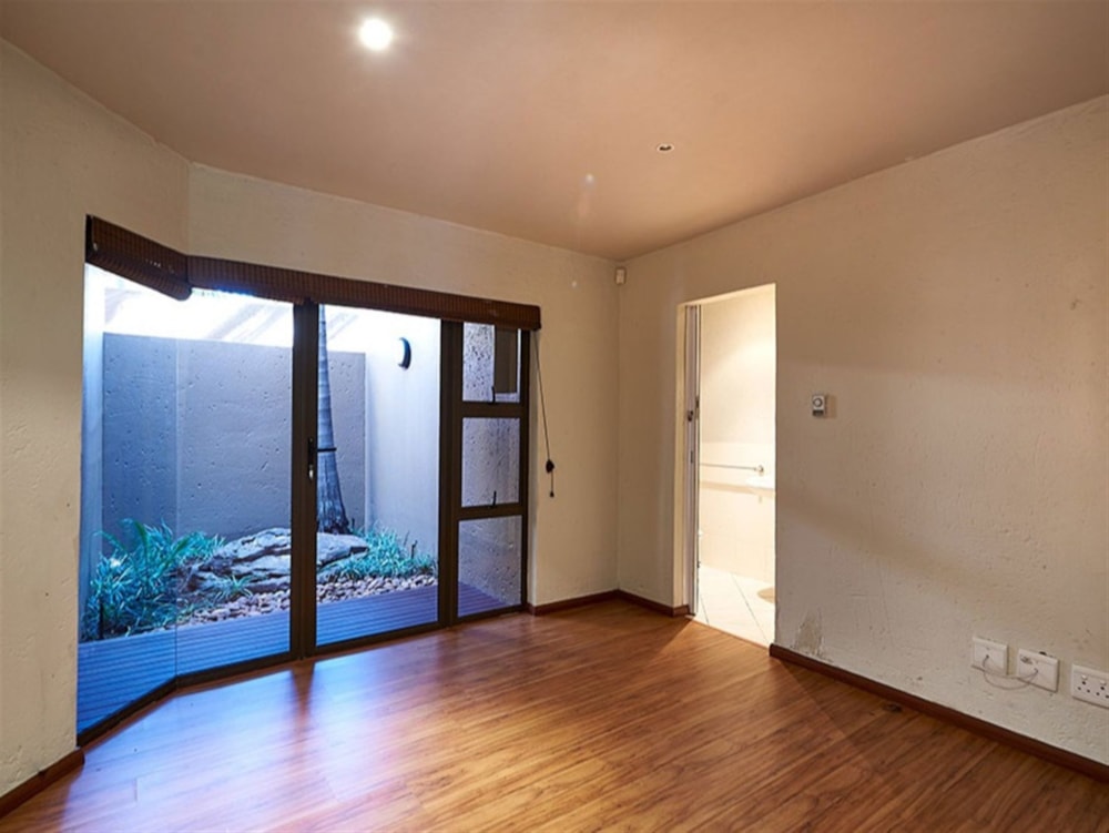 Double-storey cluster for sale in Sandown, Sandton - HP1719580 Double-storey cluster for sale in Sandown, Sandton - HP1719580