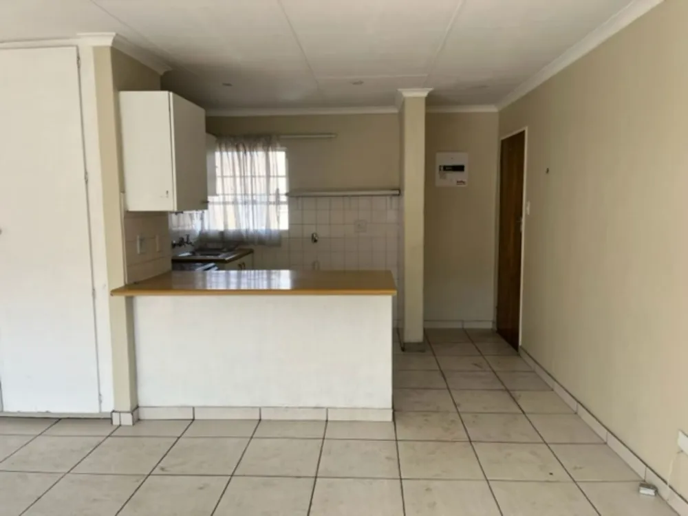 Townhouse for sale in Ravenswood - BOK1628176