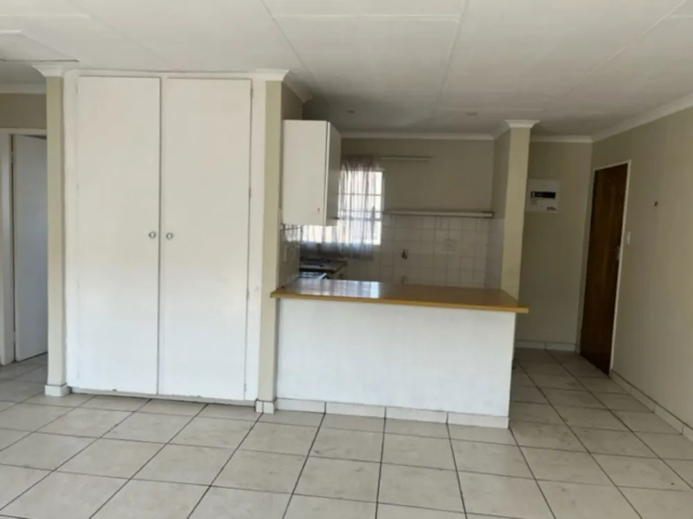 Townhouse for sale in Ravenswood - BOK1628176