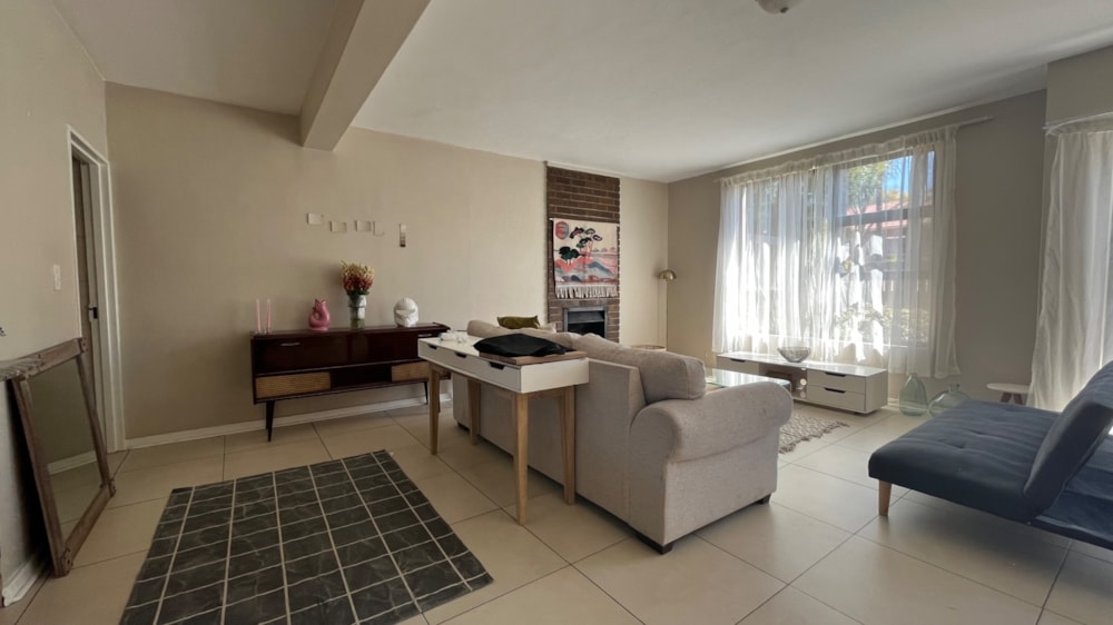 Townhouse to rent in Hutten Heights - 1NW1696635