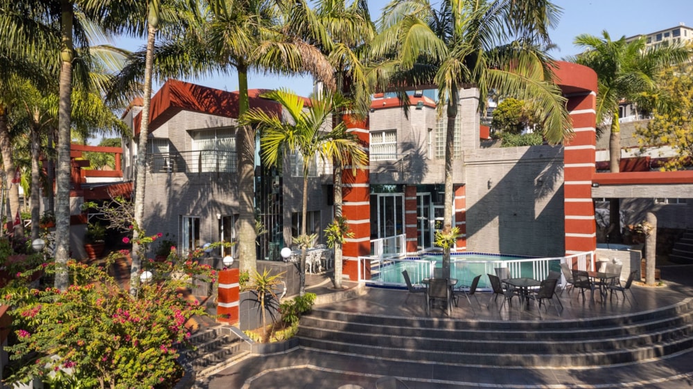 House for sale in uMhlanga Rocks - 1ND1710746 House for sale in uMhlanga Rocks - 1ND1710746