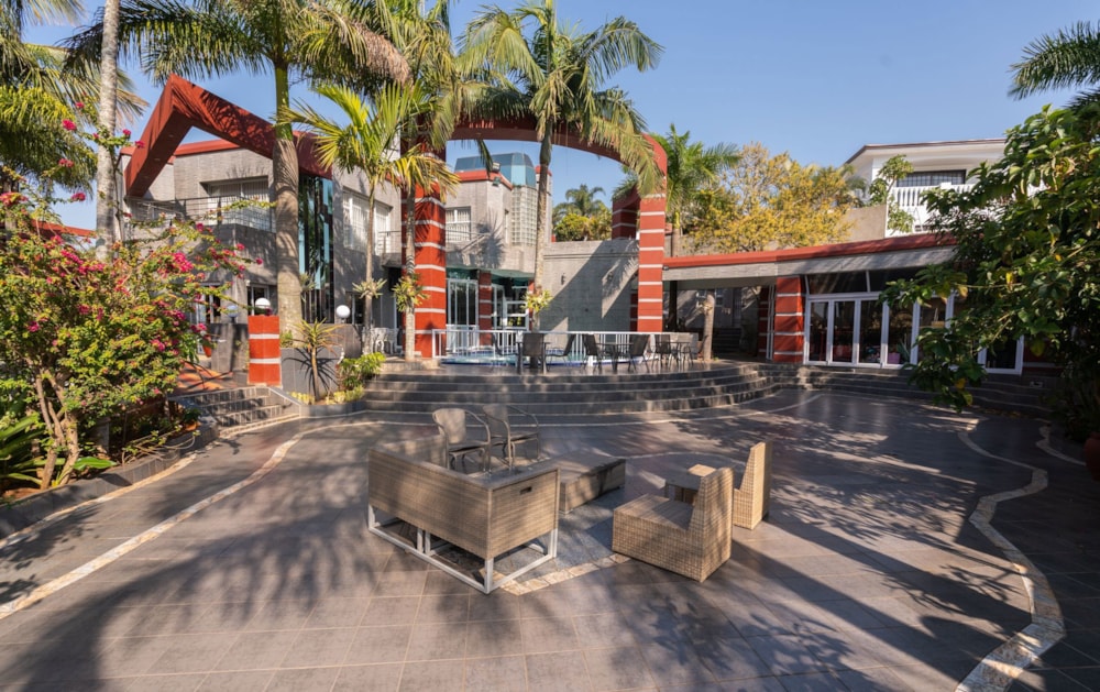 House for sale in uMhlanga Rocks - 1ND1710746 House for sale in uMhlanga Rocks - 1ND1710746