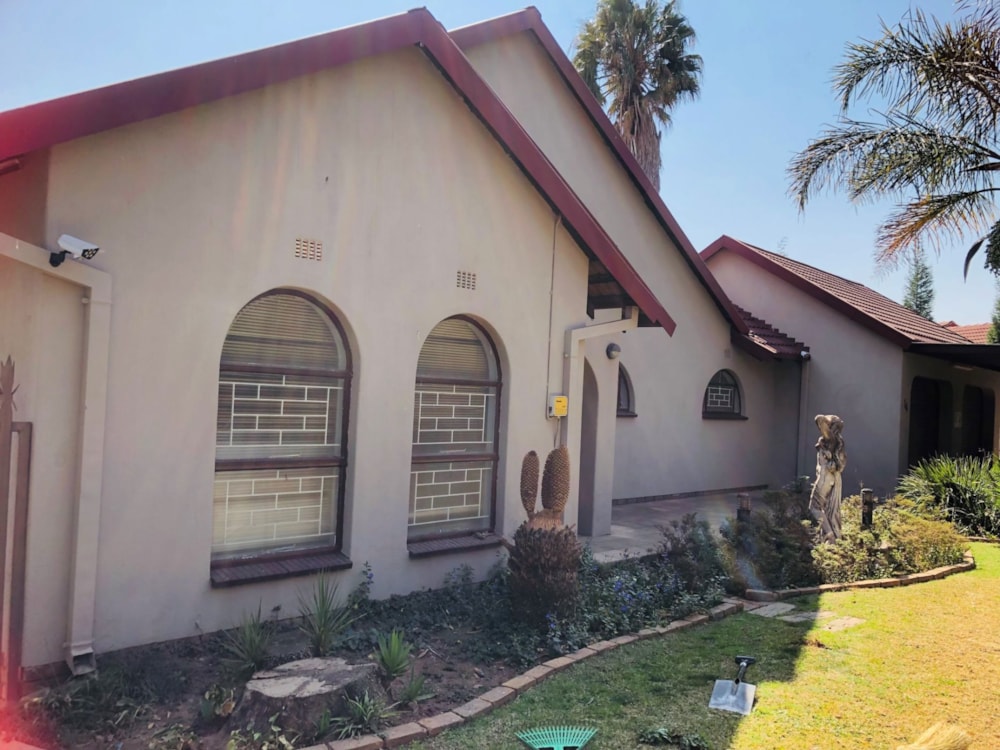 House for sale in Birchleigh North - KTP1628734 House for sale in Birchleigh North - KTP1628734